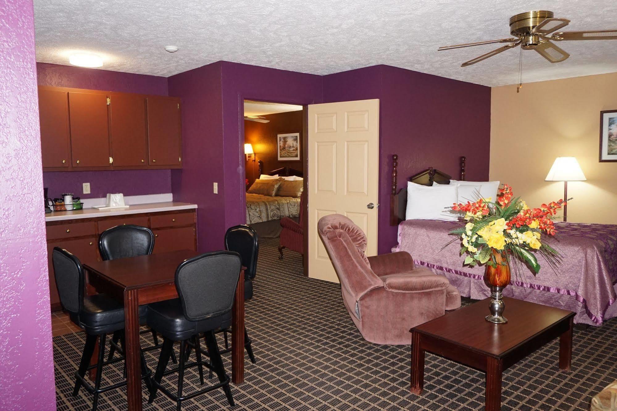 Star Plus Inn & Suites Selmer Exterior photo