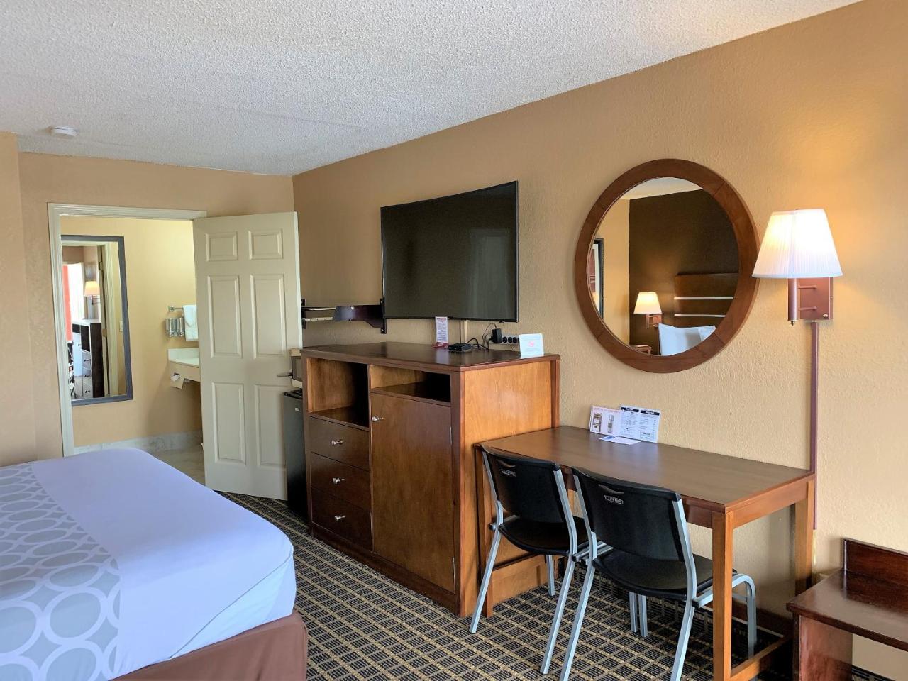 Star Plus Inn & Suites Selmer Exterior photo