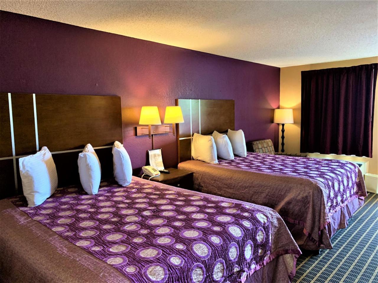 Star Plus Inn & Suites Selmer Exterior photo