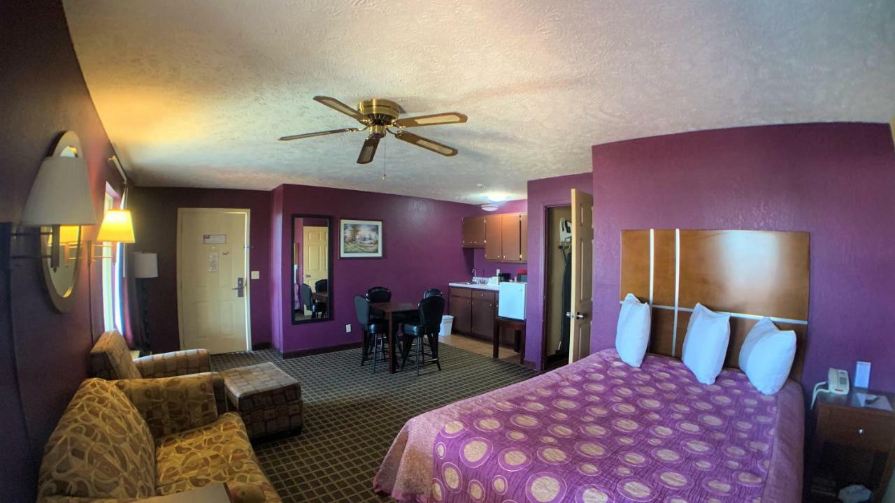 Star Plus Inn & Suites Selmer Exterior photo